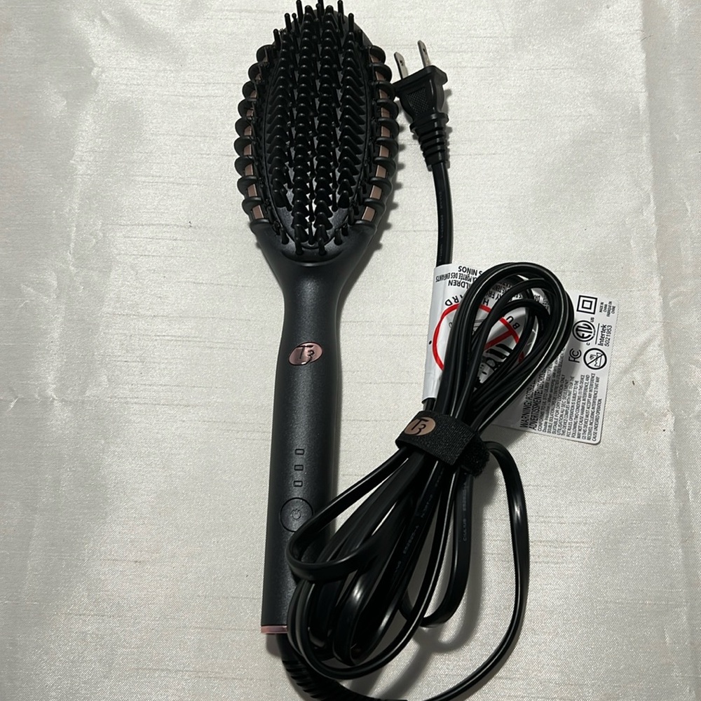 T3 Micro edge ceramic heated brush